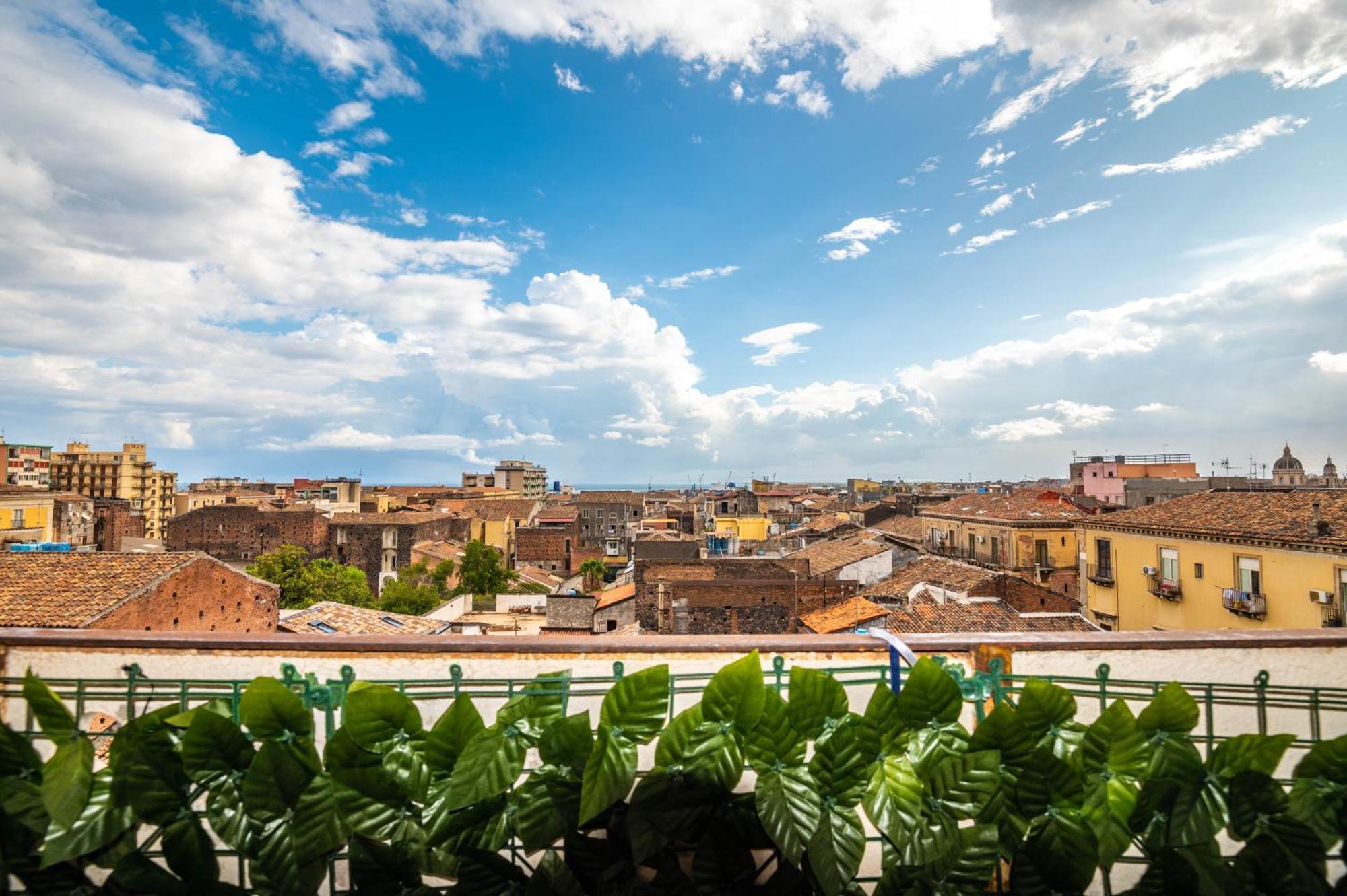 Nel Cuore Di Catania Appartement Buitenkant foto